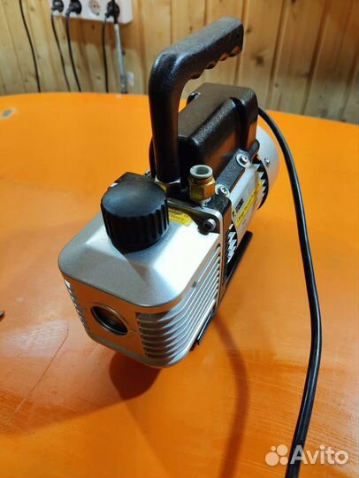 Вакуумный насос