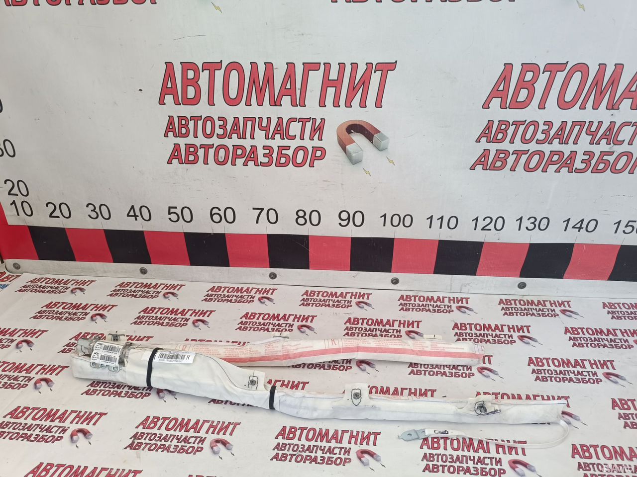 Шторка безопасности правая Exeed LX