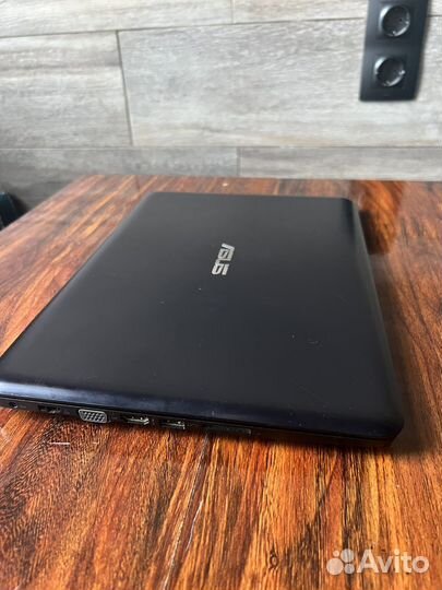 Ноутбук asus