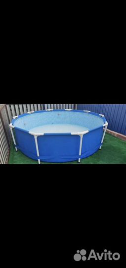 Продается бассейн каркасный intex 305x76