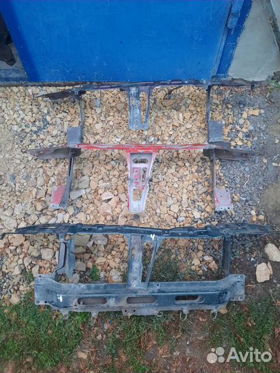 Панель передняя (телевизор) ауди 80 б3,б4