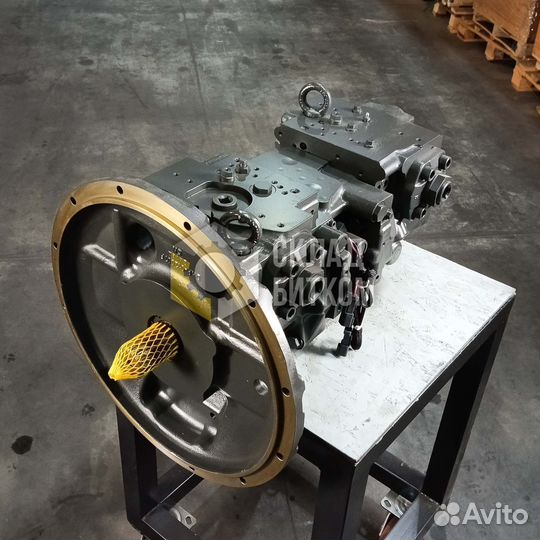 Основной насос Komatsu PC200-7, 220-7 708-2L-00300