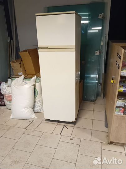 Холодильник бу