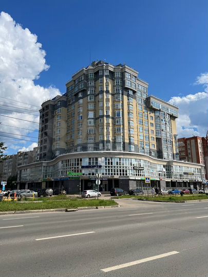 3-к. квартира, 120,3 м², 8/12 эт.