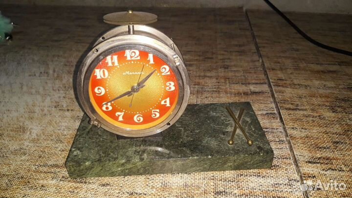 Настольные часы