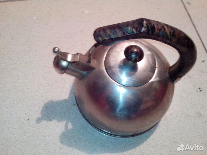 Чайник электрический бу