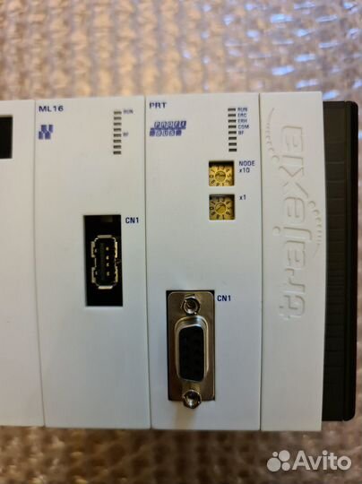 Контроллер многоосного управления Оmron trajexia