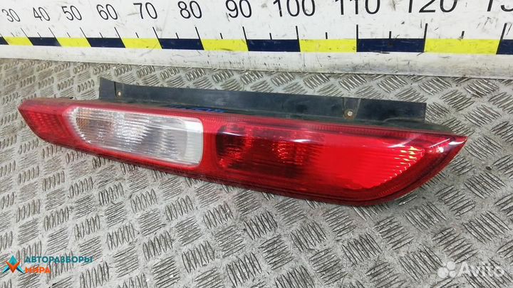 Фонарь задний левый Ford Focus 2 2006 1520769