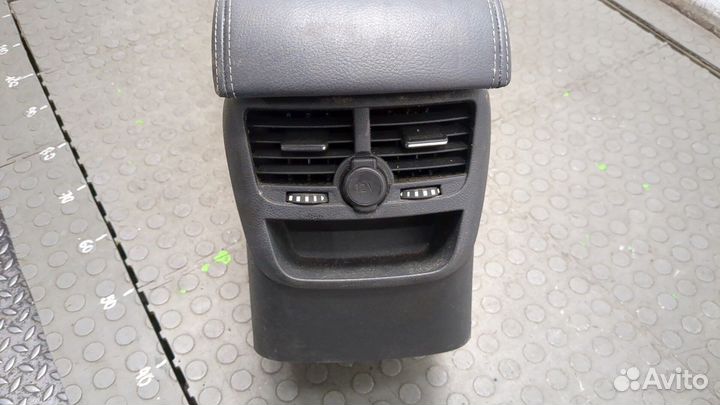 Консоль салона Peugeot 508, 2011