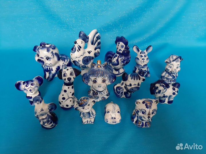 Гжель, фигурки, самовар, фруктовницы