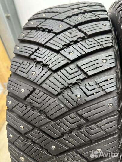 Goodyear Ultragrip Ice Arctic 215/60 R17 100T