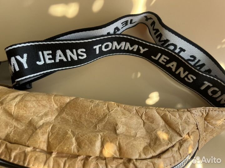 Сумка поясная или на плечо tommy jeans