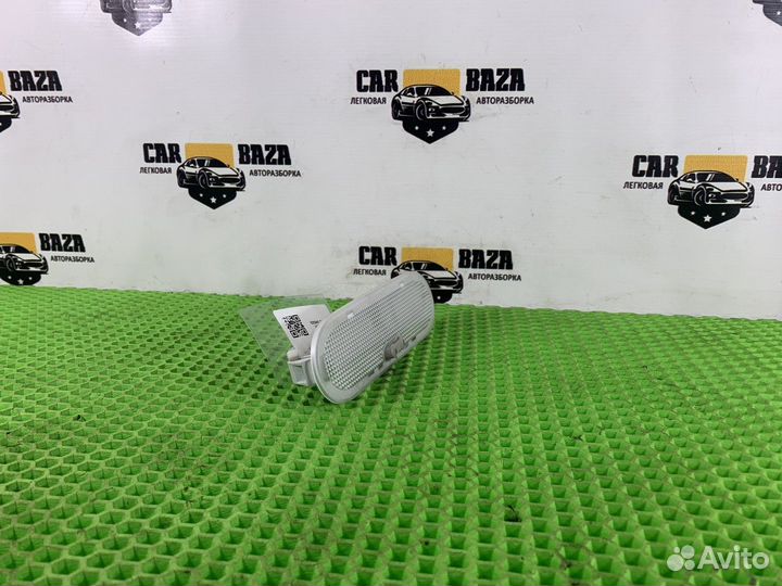 Плафон внутреннего освещения