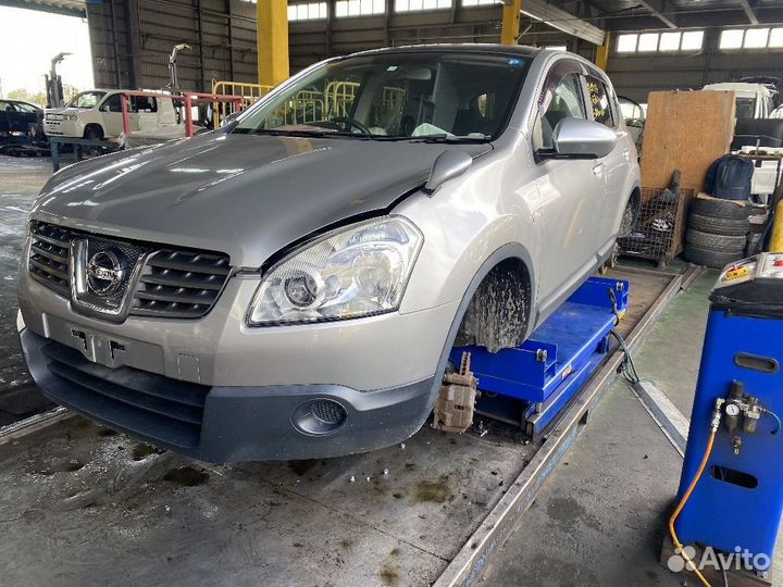 Зеркало Nissan Dualis NJ10