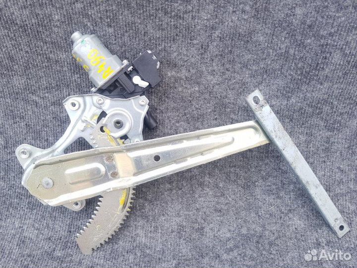 Стеклоподъемник задний левый Nissan Juke 2013