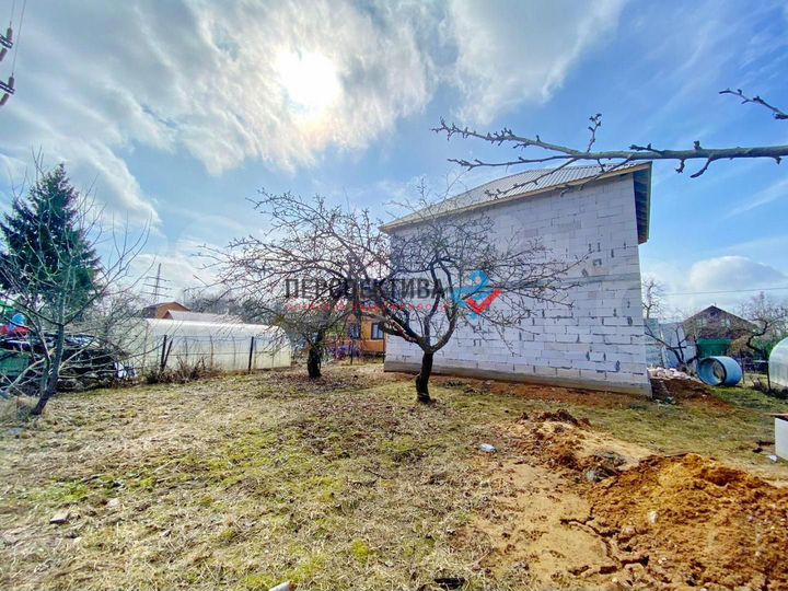 Дом 160 м² на участке 5,5 сот.