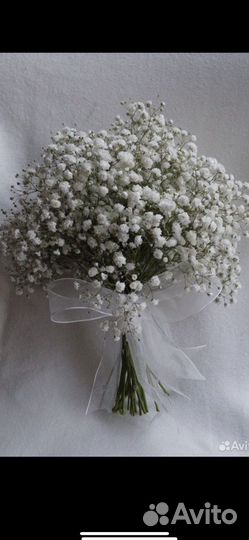 Цветочная композиция в корзинах и свадебные букеты