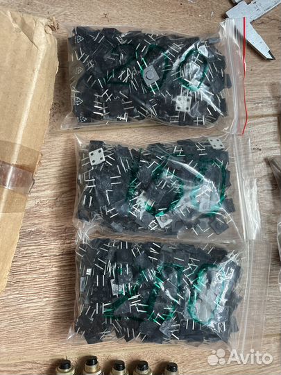 Тумблер и кнопки пкн-150-1 пкн4-1В пт27-2В пк1-4