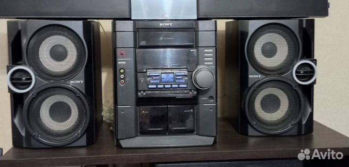 Музыкальный центр sony