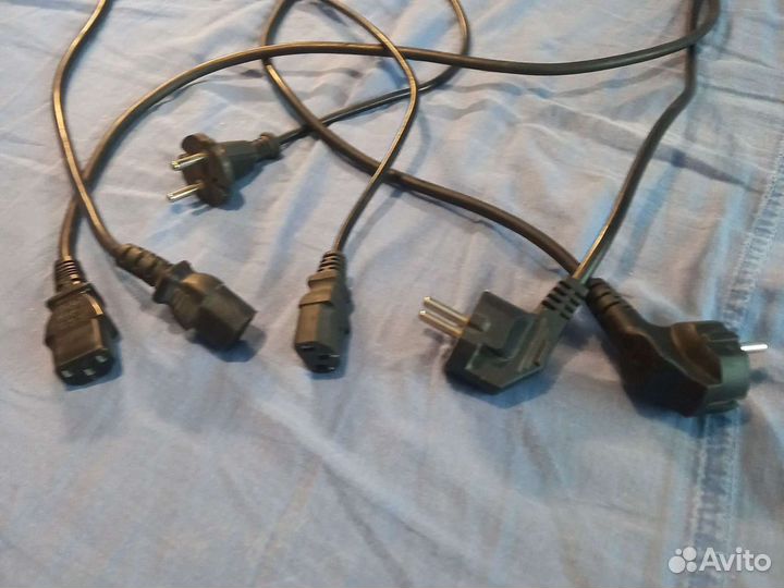 Сетевой кабель для компьютера и бытовой техники