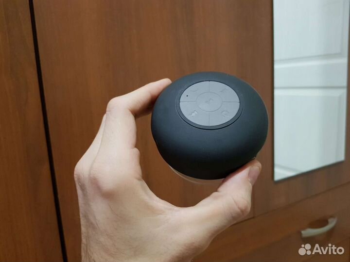 Блютуз колонка мини (с липучкой)