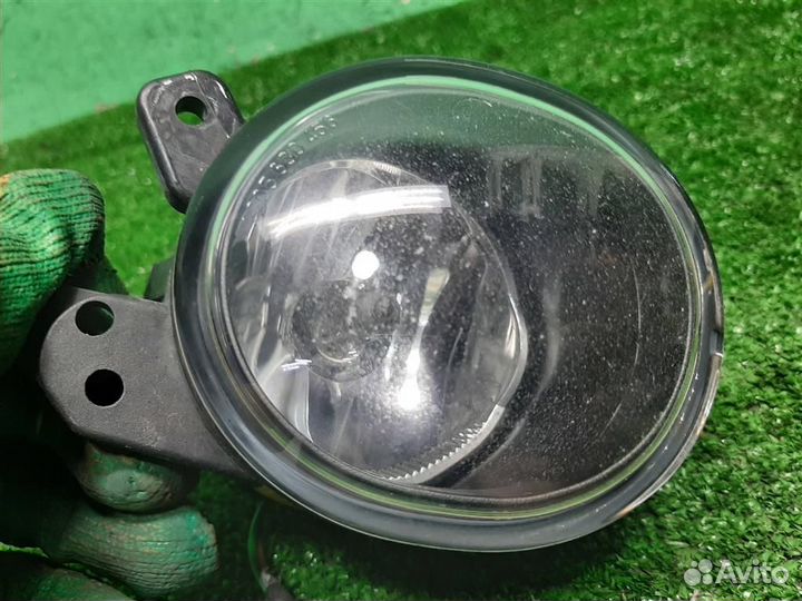 Птф передняя правая Mercedes Benz C-Class W204 20