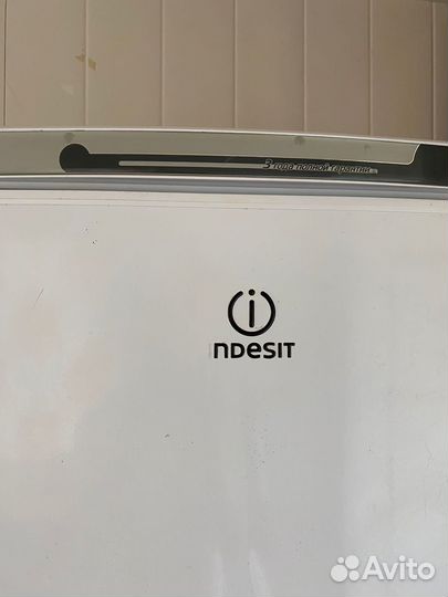 Холодильник indesit 168 см