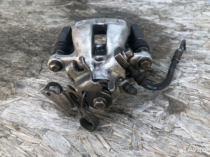 Суппорт задний левый для Opel Astra H