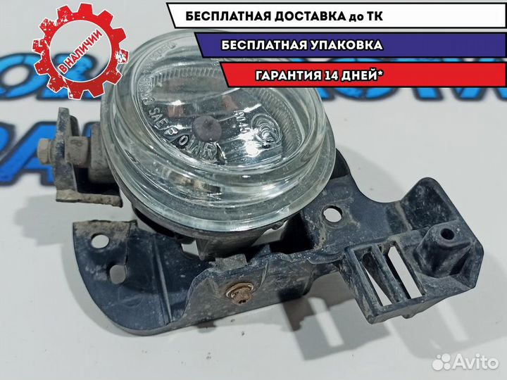 Фара противотуманная правая с кронштейном Mazda CX