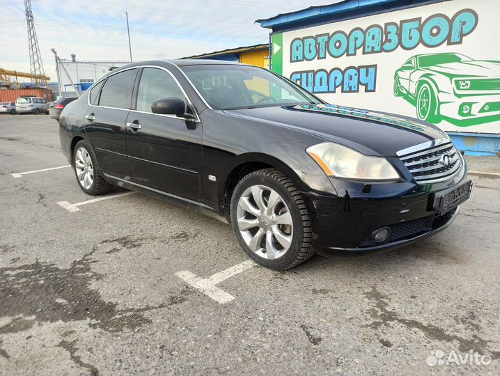 Брызговик задний левый Infiniti M35 2007 G8813EH1X