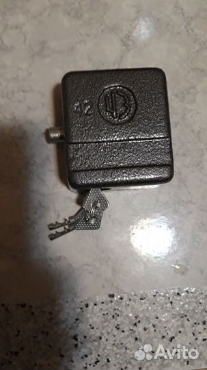 Замок отечественный с 3 ключами