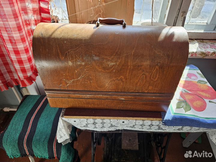 Швейная машинка Подольск ручная