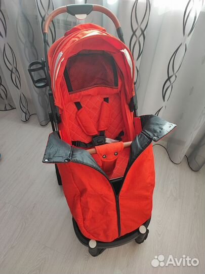 Коляска прогулочная