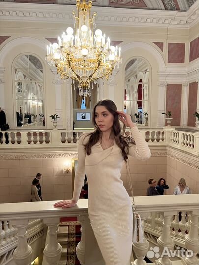 Платье вязаное длинное