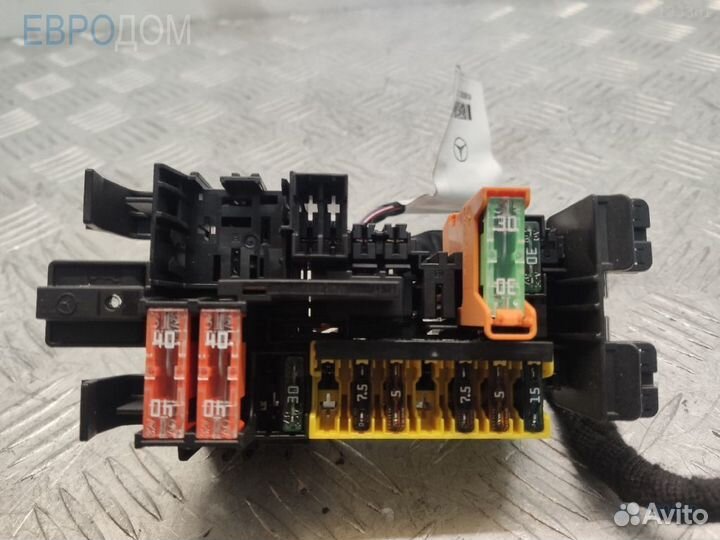 Блок предохранителей mercedes W213 s1130040