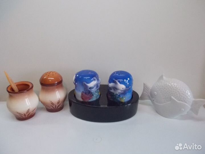 Подставки под яйца,ложки, солонки