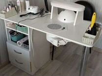 Маникюрный стол со встроенным пылесосом