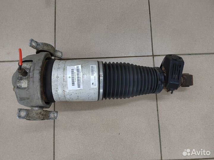 Пневмостойка задняя левая VW Touareg, Audi Q7