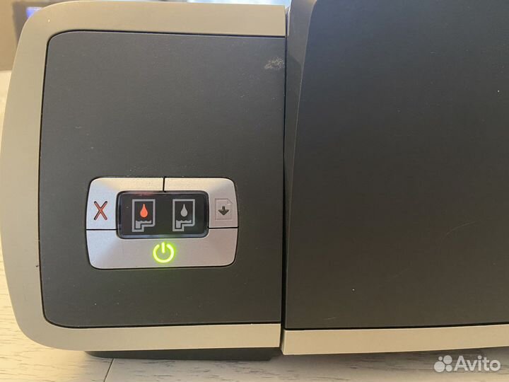 Принтер струйный цветной HP Deskjet 5743