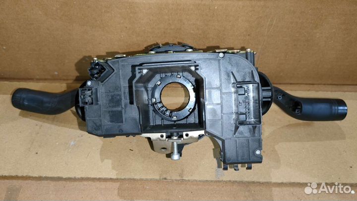 Блок подрулевых переключателей Туарег