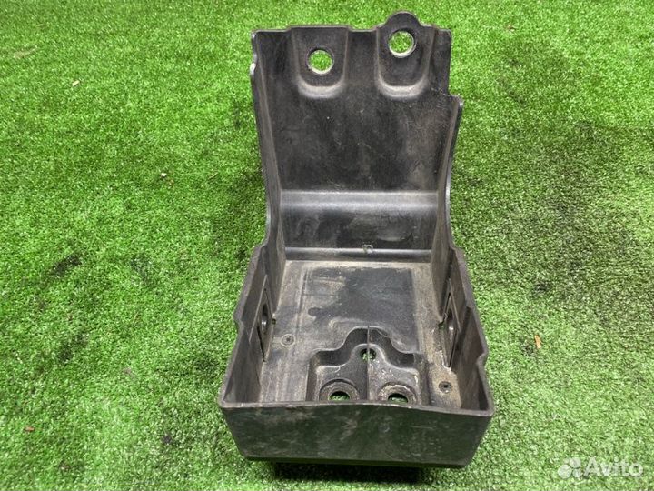 Подставка под аккумулятор Mercedes-Benz X-Class