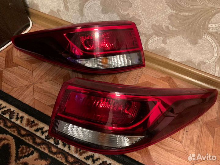 Продам наружние задние фонари Kia Rio 4