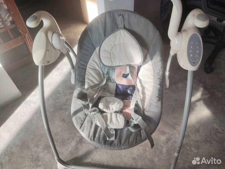 Детские электронные качели шезлонг