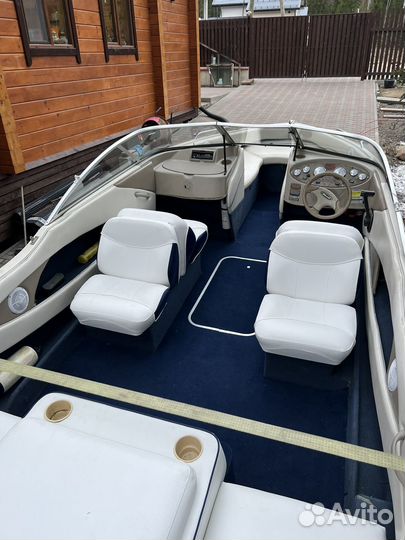 Катер Bayliner 195