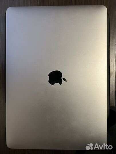 Продаю MacBook Pro