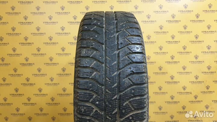 Bridgestone Ice Cruiser 7000 215/60 R16 95T