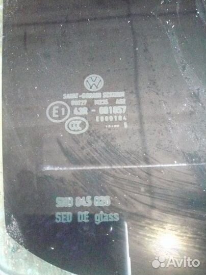Стекло двери заднее правое Volkswagen Tiguan 1.4