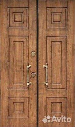 Двустворчатая входная дверь массив дерева