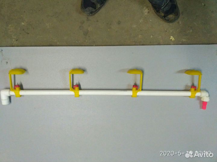 Поилка для кур