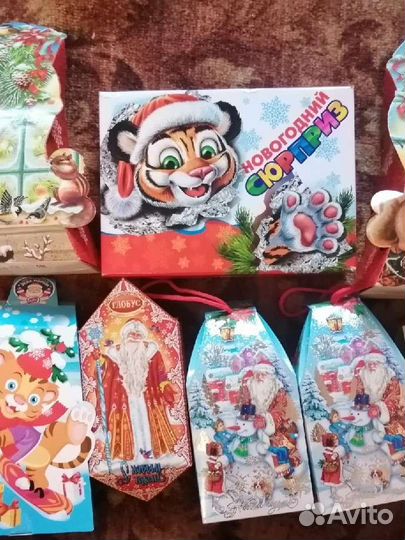 Коробки для новогодних подарков